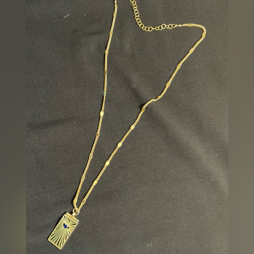 Gold plated pendant necklace